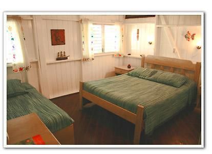 Cocomo On The Sea Bed and Breakfast Bocas del Toro Esterno foto